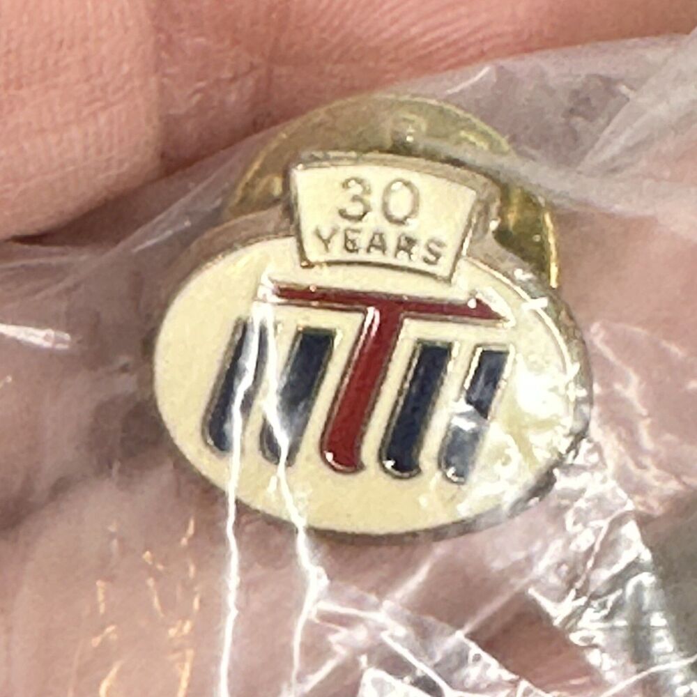 Vintage United Transportation Union‎ 30 Year Pin Lapel Hat Tie UTU Rail Bus Air